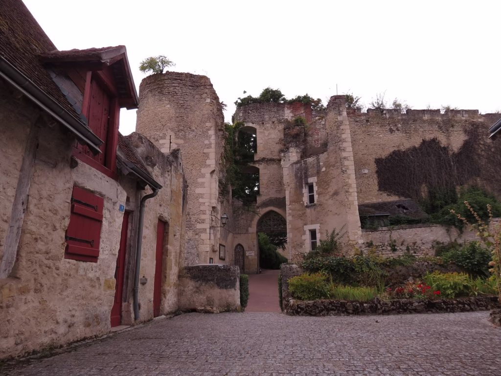 Ruelle et vieilles maisons de Montrésor