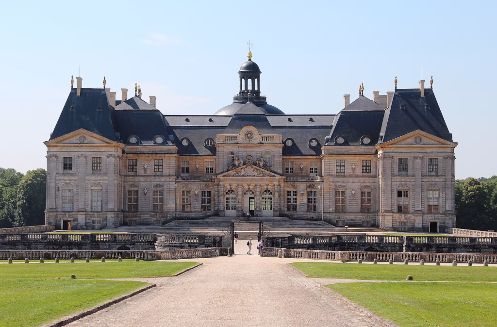 La façade du château de Vaux-le-Vicomte