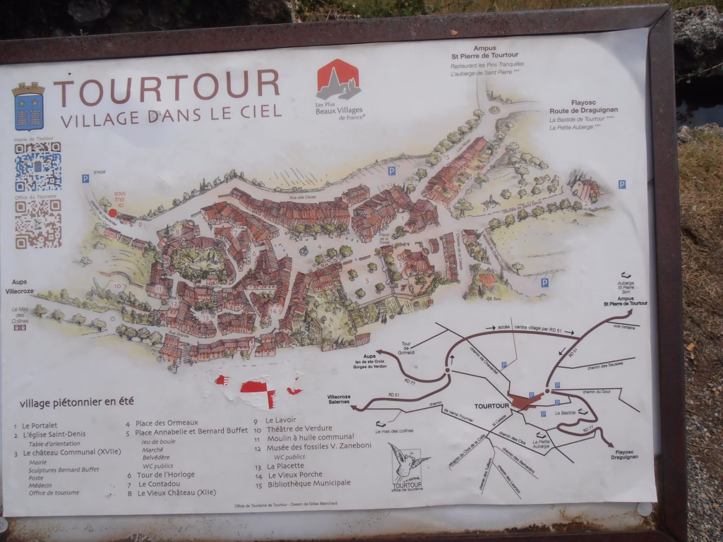 Le village perché de Tourtour, dit le village dans le ciel