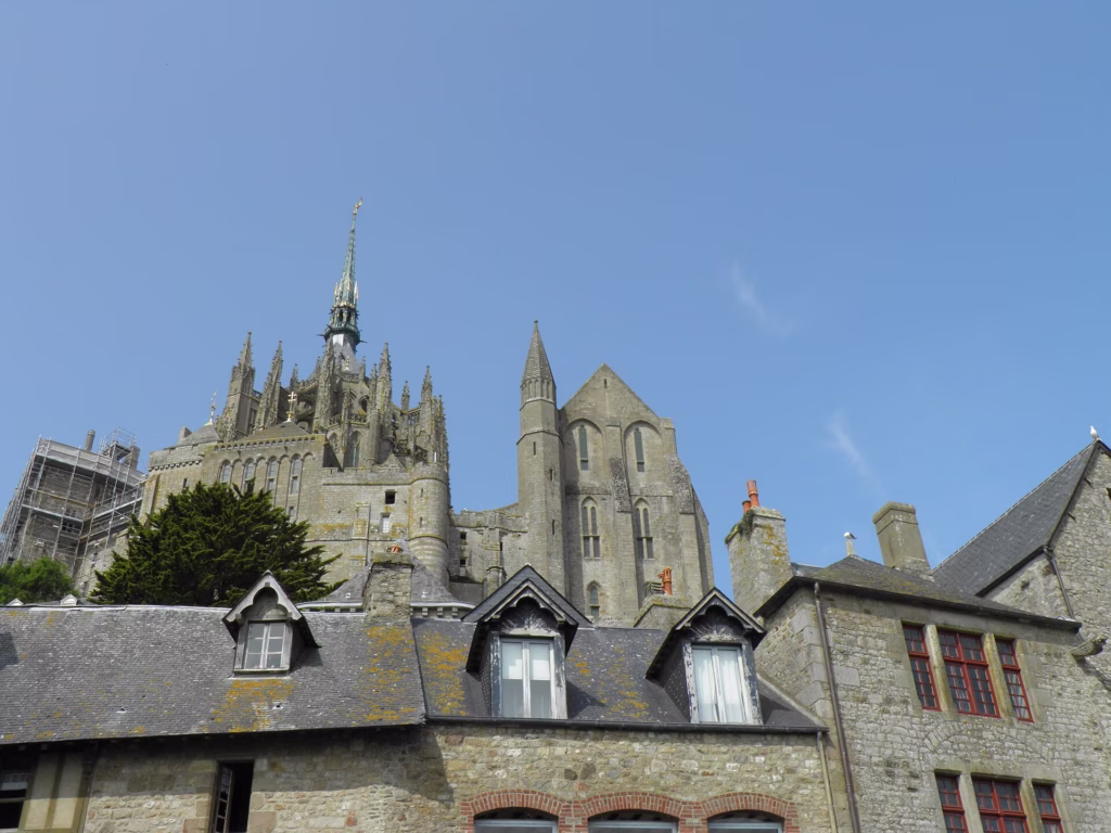 Les bâtiments de l’abbaye du Mont-Saint-Michel