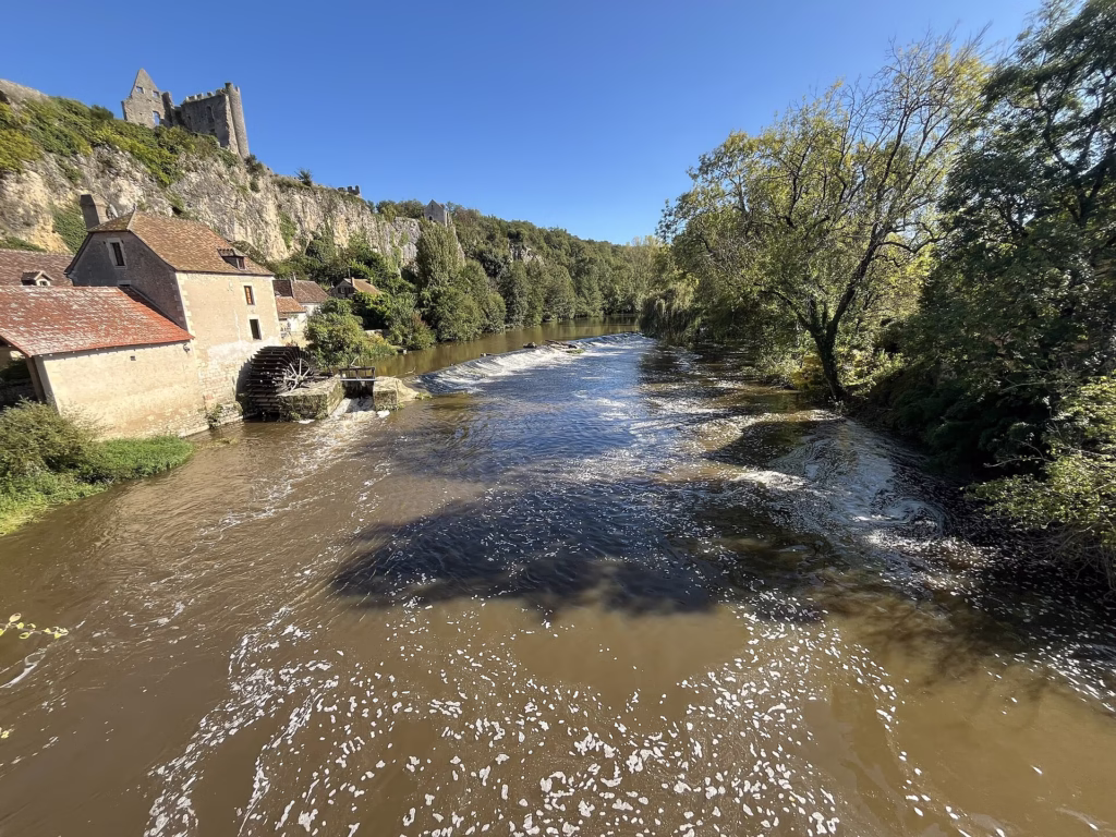 La vallée de l'Anglin en contrebas d'Angles-sur-l'Anglin