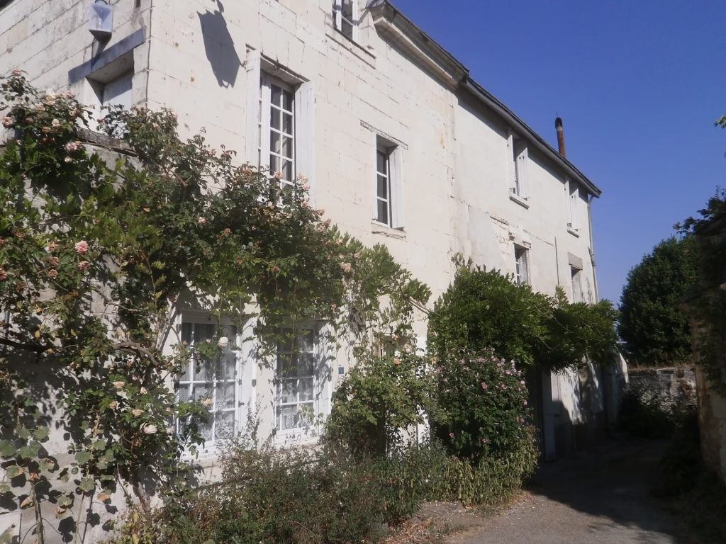 Maison ancienne à Candes-Saint-Martin