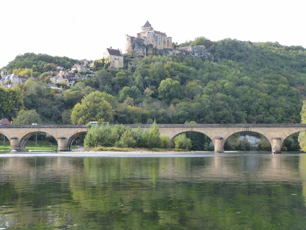 Le village de Castelnaud-la-Chapelle