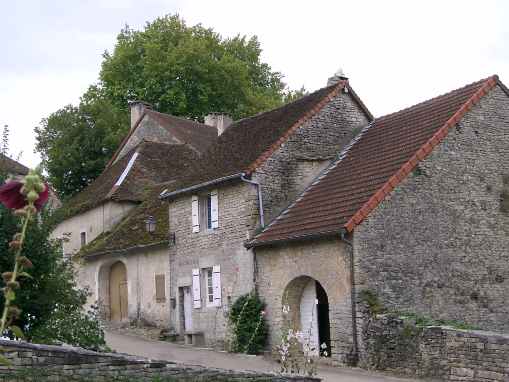 Vieilles maisons vigneronnes de Château-Chalon