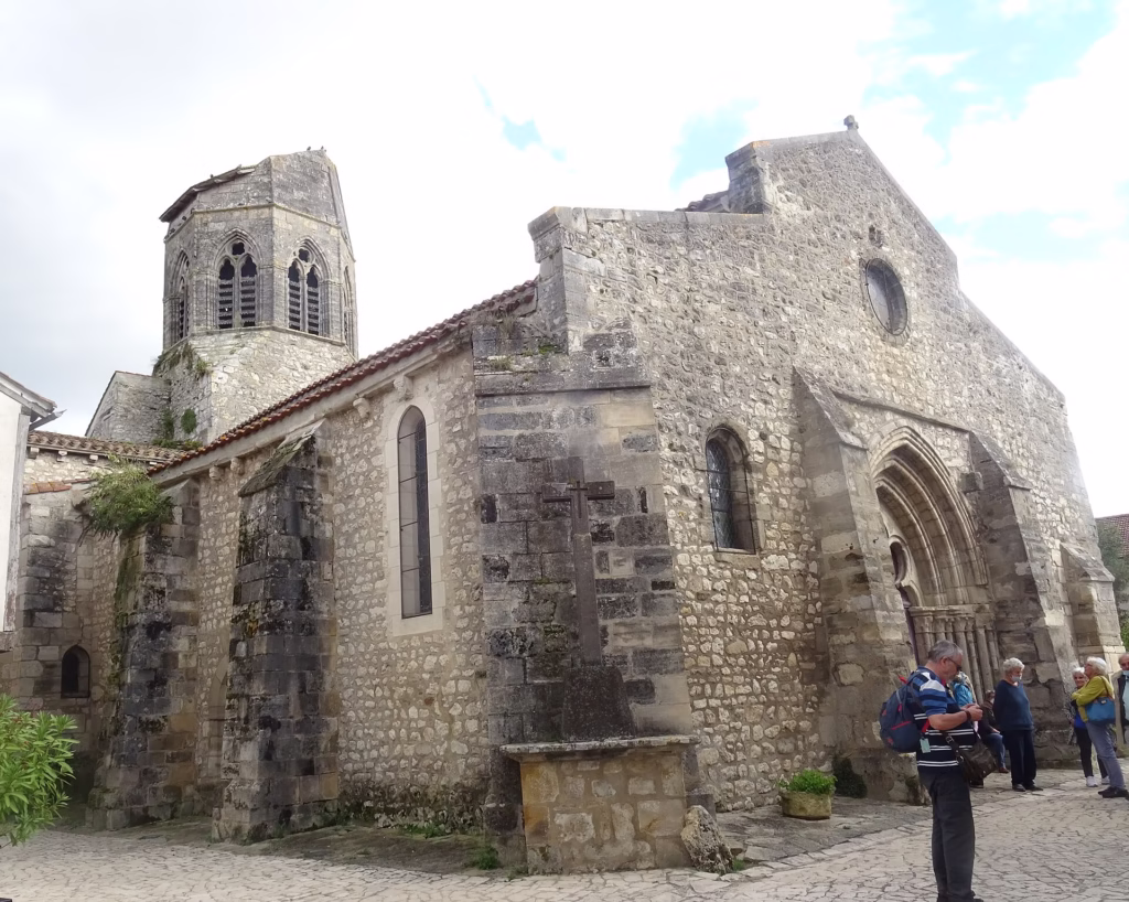L’église Saint-Jean-Baptiste de Charroux