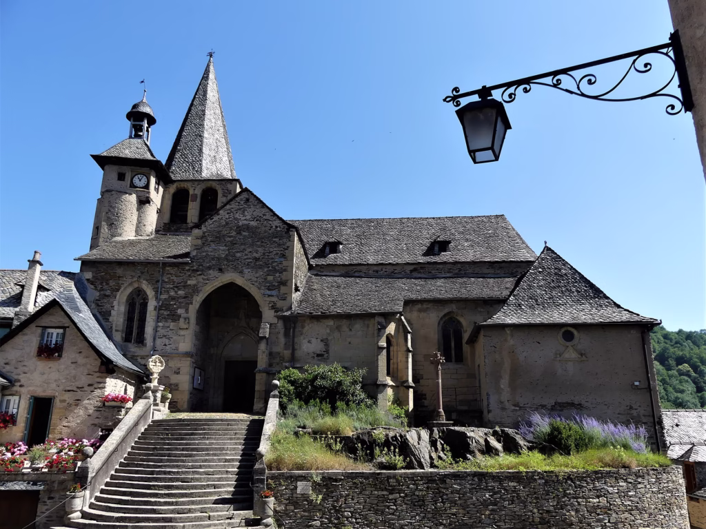 L’église Saint-Fleuret d’Estaing