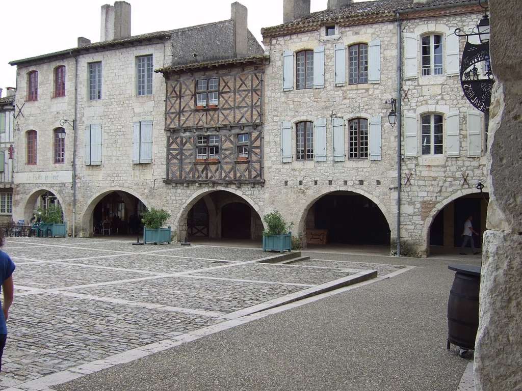 Ruelles et maisons anciennes de Lauzerte