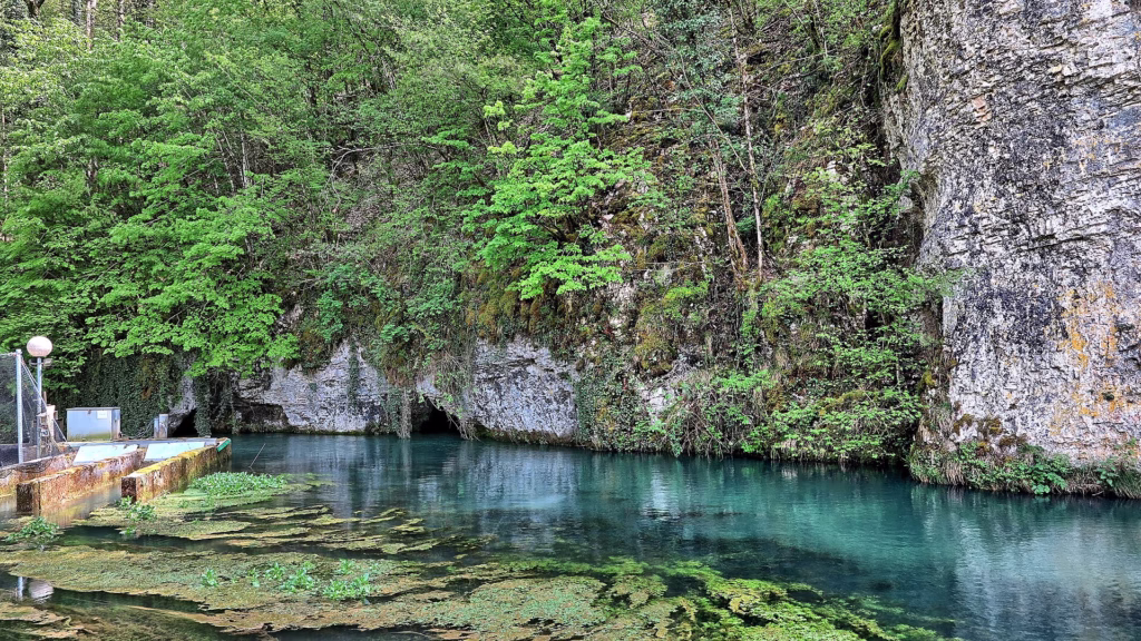 La source du Grand Bief près de Lods