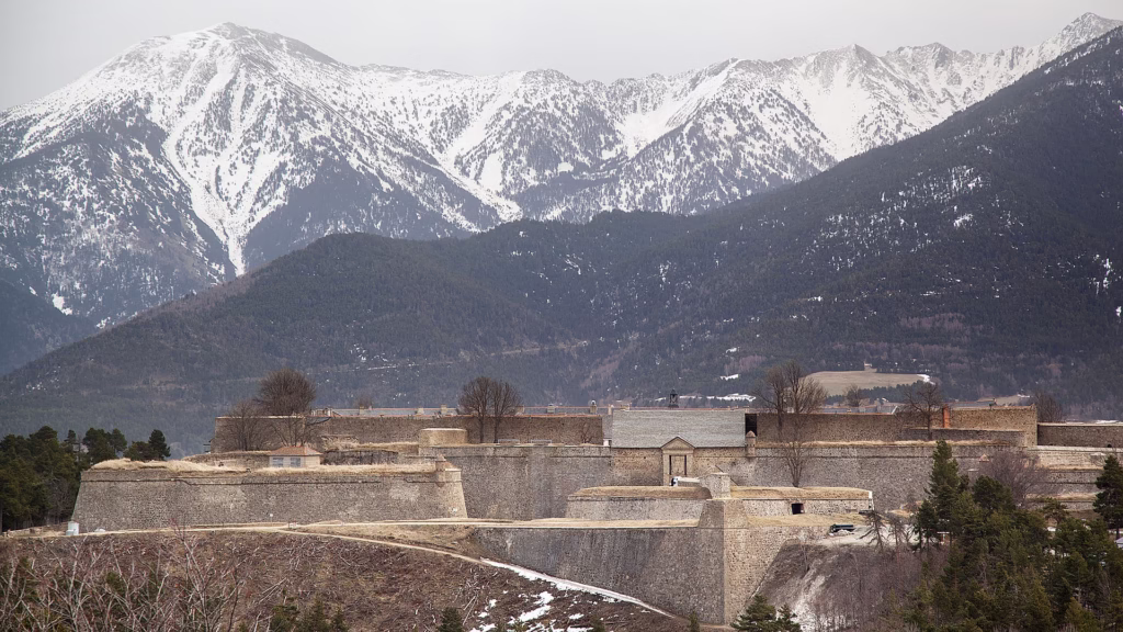 Les remparts de la citadelle de Mont-Louis en Cerdagne