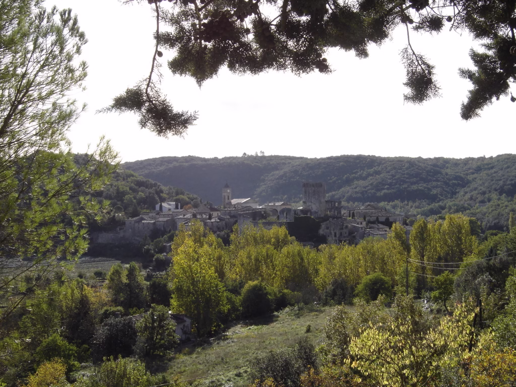 Montclus et la vallée de la Cèze