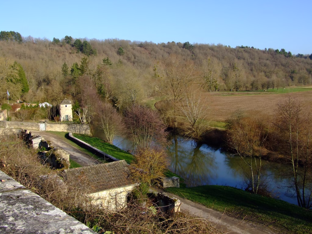 Ruelle médiévale de Noyers