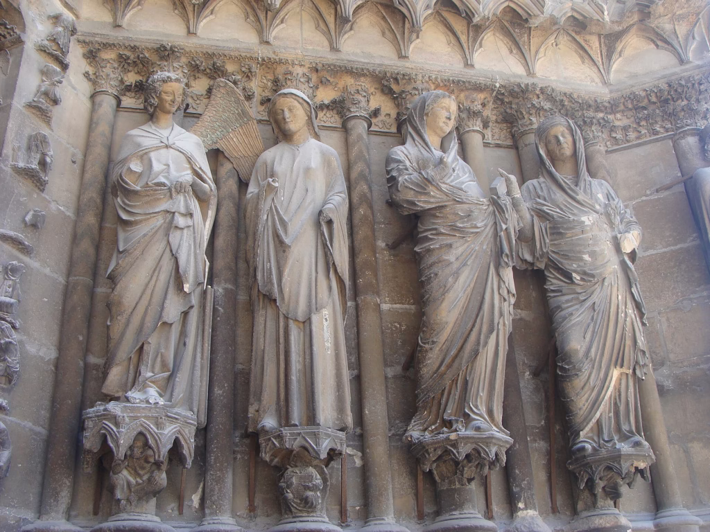 Le portail central de la cathédrale de Reims