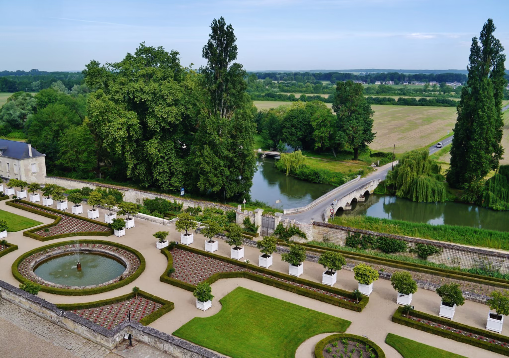 Les jardins en terrasses du château d’Ussé