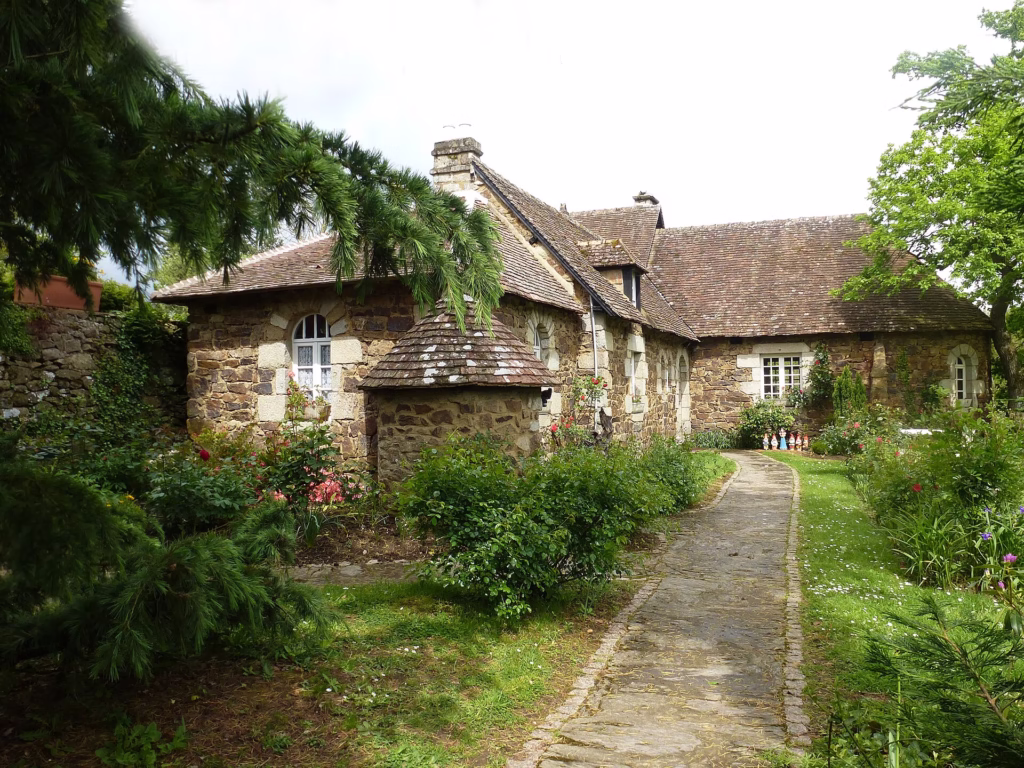 Maison ancienne de Saint-Céneri-le-Gérei