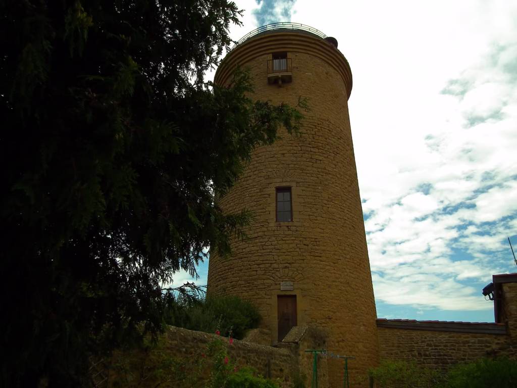 Le donjon médiéval d’Oingt