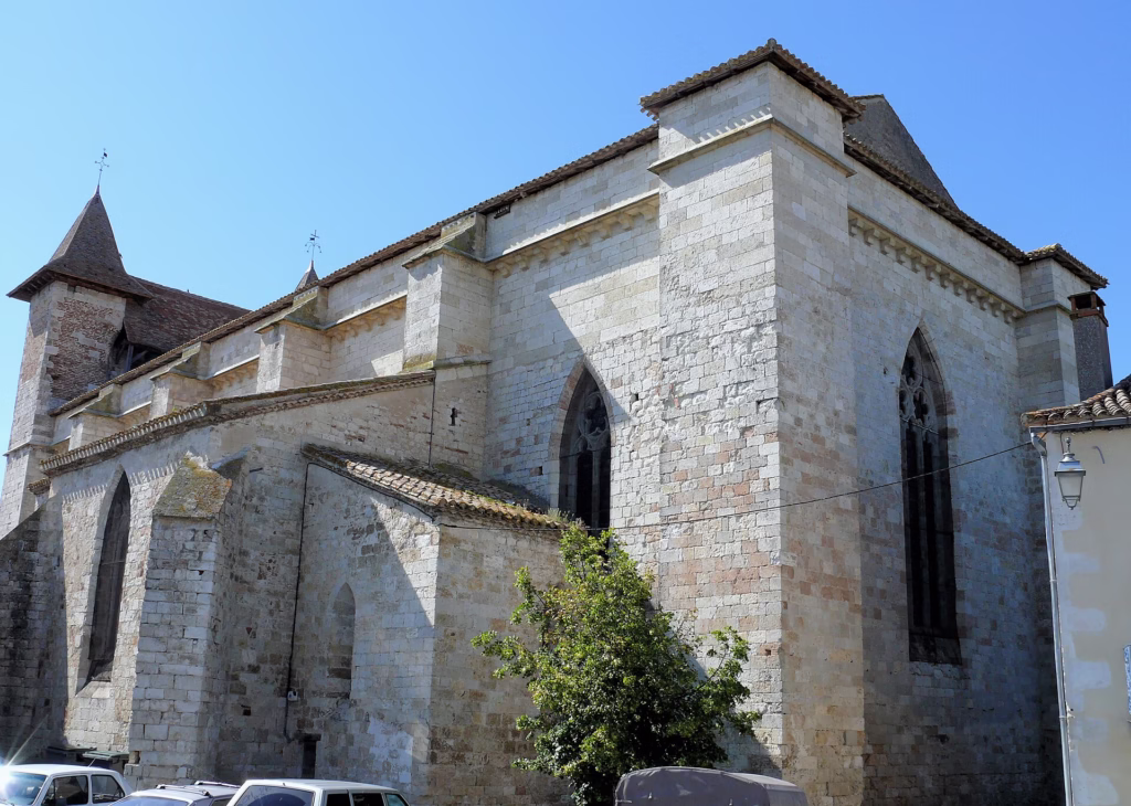 Le chevet fortifié de l’église Notre-Dame de Villeréal